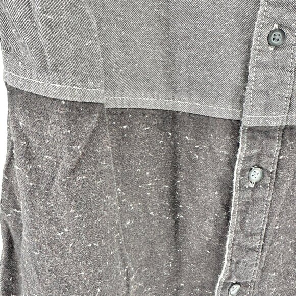 Rock & Republic Shirt Mens M Button Front Collared LS Roll Tab Black Gray White - Picture 3 of 9